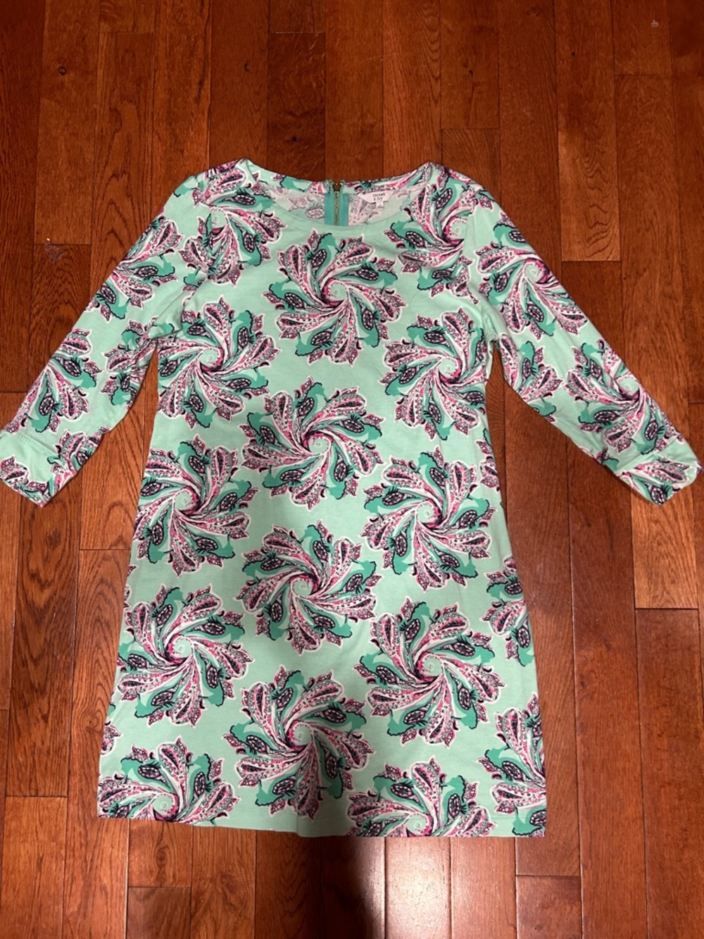 crown & ivy Mint Green Paisley Shift Dress